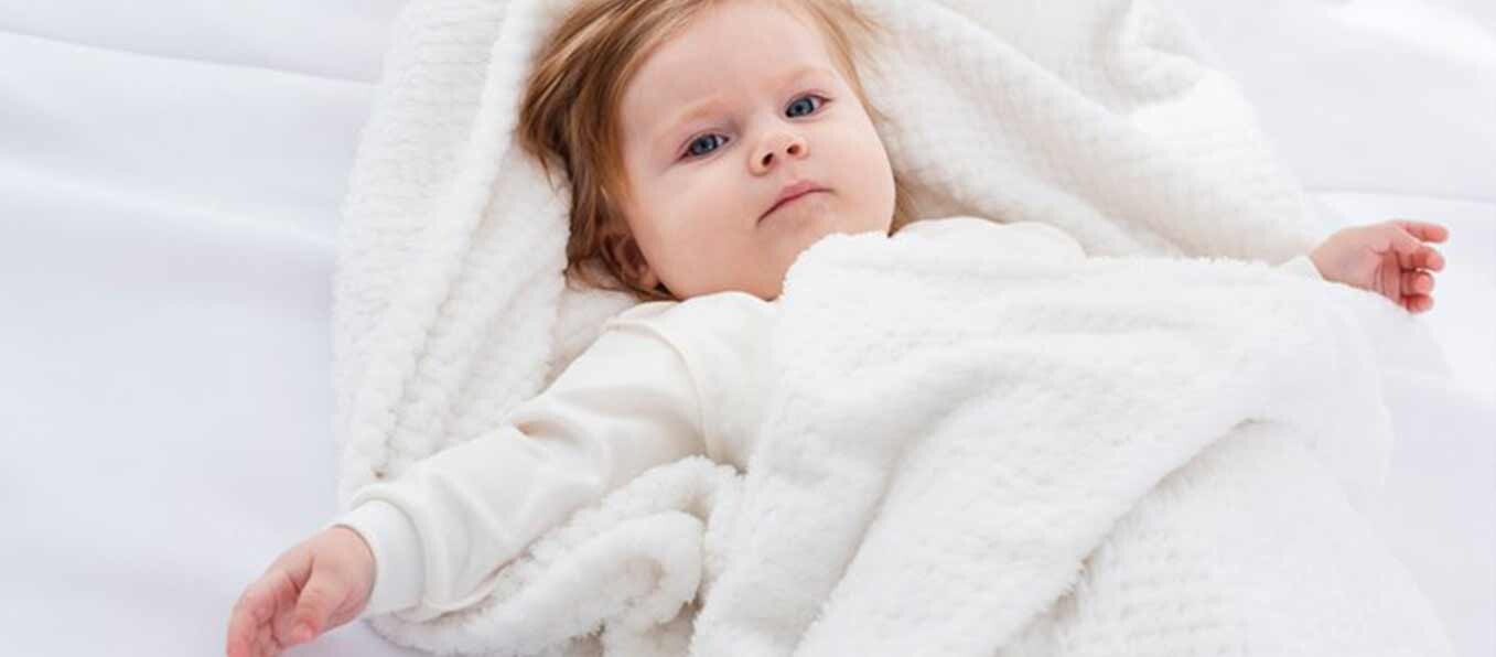 Bebek Battaniyesi Nasıl Yıkanmalı? İpuçları ve Püf Noktaları | Hobiso