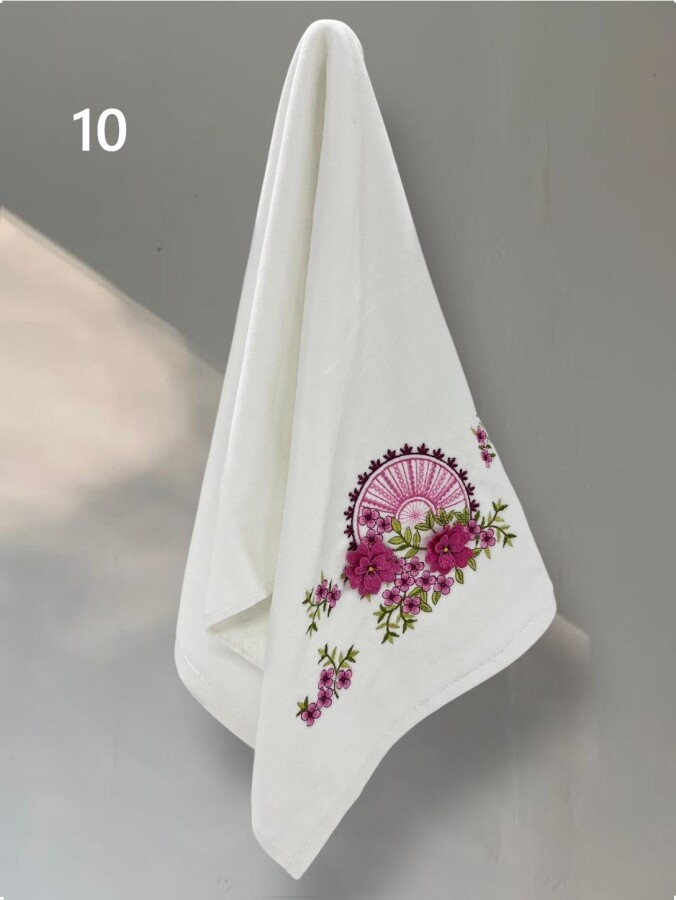 YONCAGÜL,50X90 KADİFE ÜÇ BOYUTLU NAKIŞLI HAVLU - 10